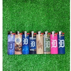NEW 8pc LARGE size Detroit tigers MLB baseball bic lighters LIMITED EDITION